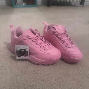 New with tags smoke free home